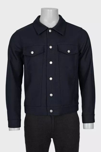 Men's button-down jacket with tag