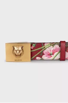 Red belt with floral print
