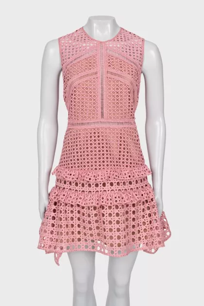 Lace pink dress with a zipper