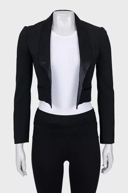 Cropped jacket without fastening