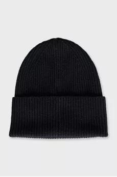 Men's black hat with a red logo
