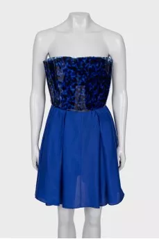 Silk dress with a glossy top