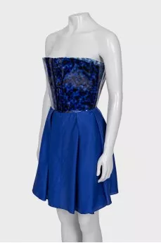 Silk dress with a glossy top