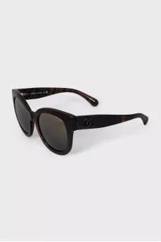Brown frame sunglasses with logo