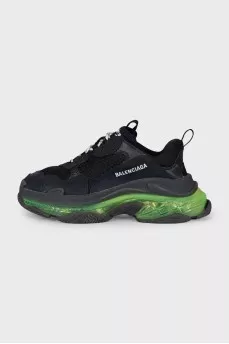 Чорні кросівки Triple S