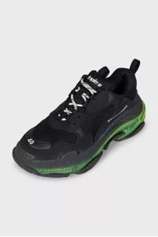 Чорні кросівки Triple S