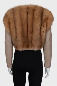Jacket decorated with fur