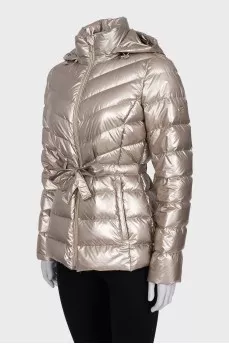 Fitted down jacket with a zipper