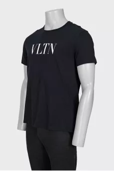 Men's straight T-shirt with logo