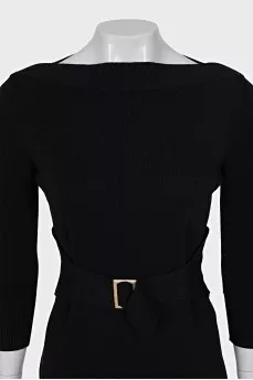 Fitted dress with gold buckles