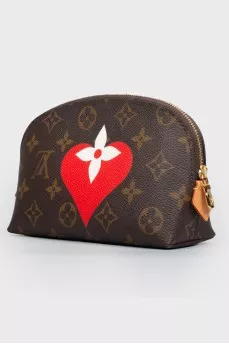 Cosmetic bag in a signal print on a zipper