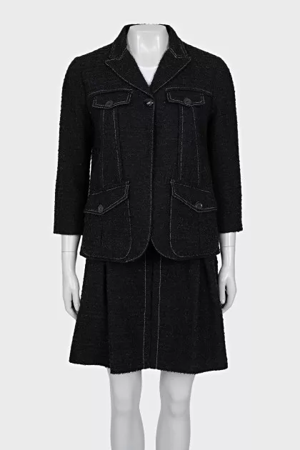 Tweed suit consisting of a jacket and skirt
