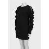 Fitted dress with decorated sleeves