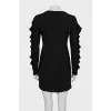 Fitted dress with decorated sleeves