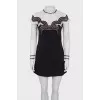 Fitted dress with lace sleeves
