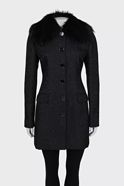 Short coat with fox fur