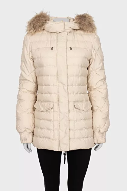 Fitted down jacket with raccoon fur