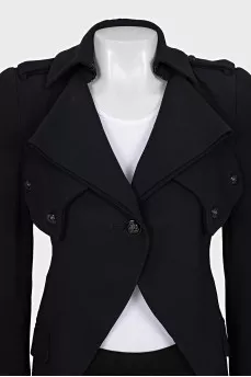 Long jacket with voluminous shoulders