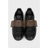 Leather sneakers with laces and Velcro