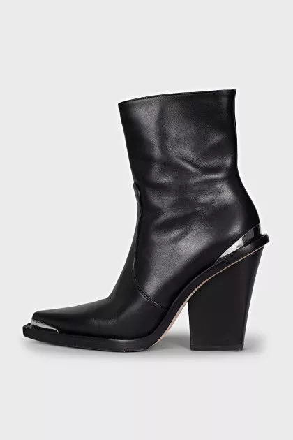 Leather Cossack boots with silver fittings