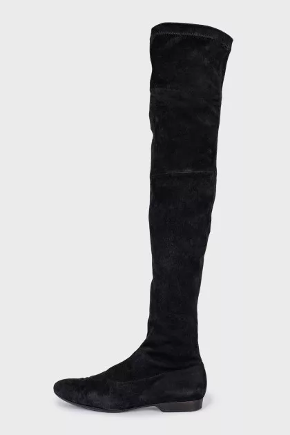 Suede ankle boots without a heel