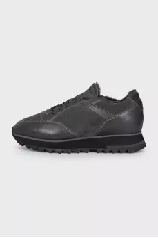 Insulated sneakers made of suede and leather