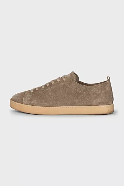 Men's brown suede sneakers