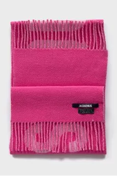 Pink wool scarf