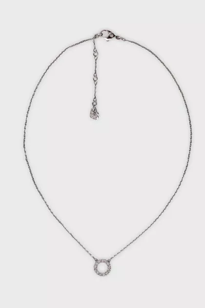 Round pendant with crystals