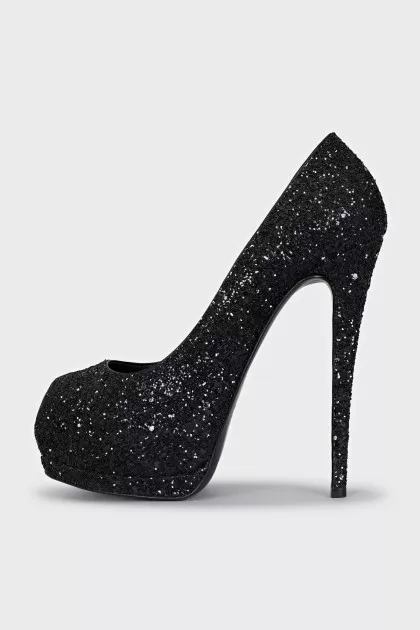 Shiny black shoes