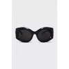 Grand black sunglasses
