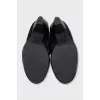 Suede boots with a round toe