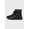 Men's insulated lace-up boots