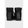 Men's insulated lace-up boots