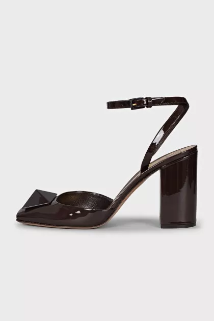 Patent leather slingbacks