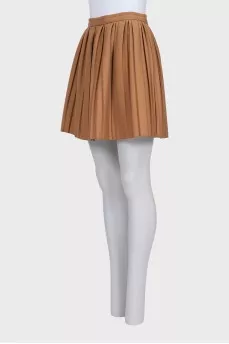 Brown pleated skirt