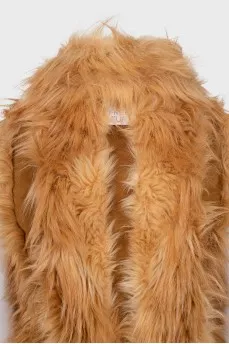 Long pile vest with tag