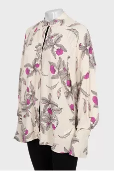 Loose blouse with floral print