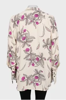 Loose blouse with floral print