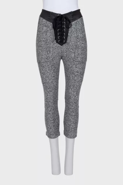Slim-fit pants with tag