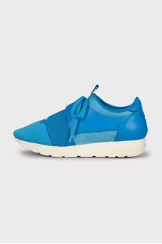 Light blue sneakers with leather inserts