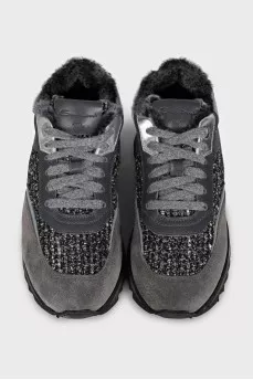 Insulated sneakers made of suede and textile