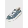 Stellar sneakers