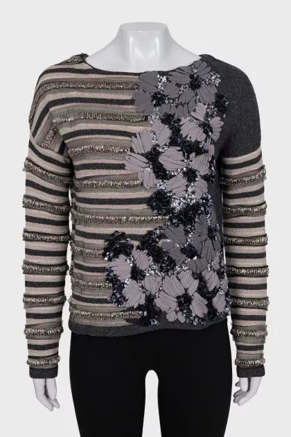 Striped jumper with decor