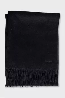 Wide scarf with fringe