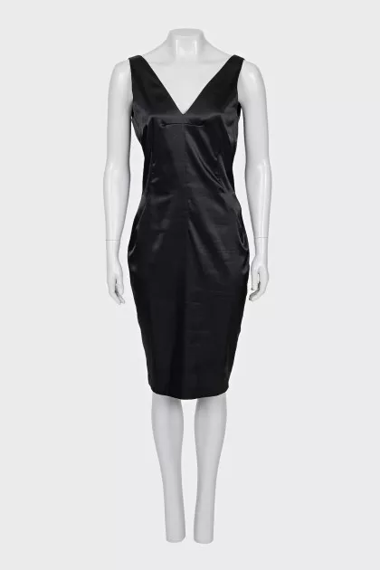 Black sheath dress with an open back