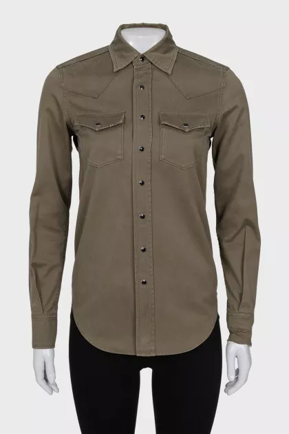 Button-down shirt with a ripped effect
