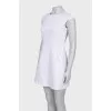 Fitted dress with a zipper