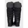 Insulated leather boots with laces