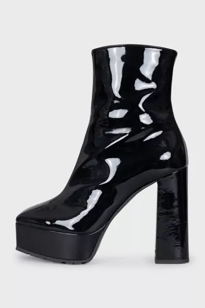 Patent leather ankle boots with high platform